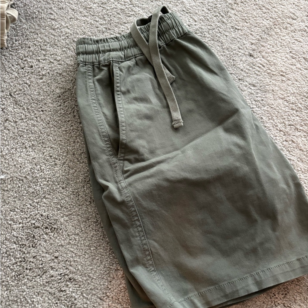 Zara men cargo shorts medium
